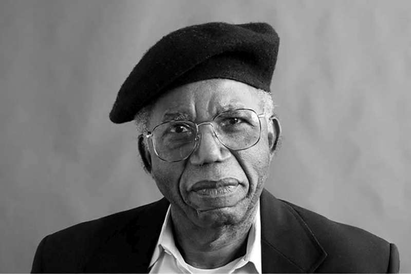 Cărți scrise de Chinua Achebe
